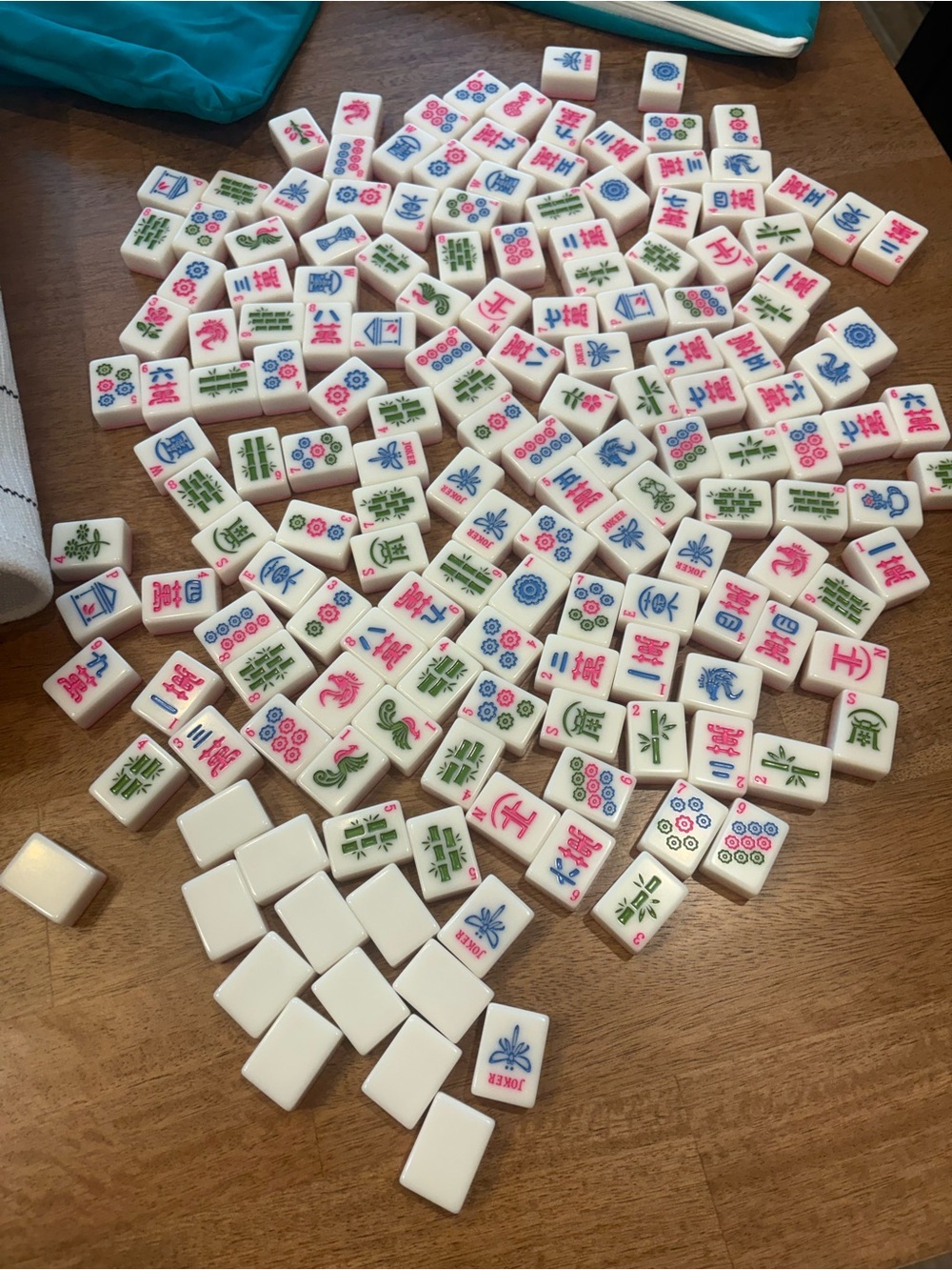 American Mahjong Tile Set with Mat Bag and Tile Pusher Bag